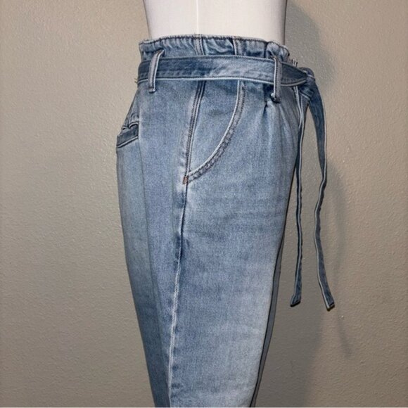 American Eagle Jeans - Picture 3 of 9